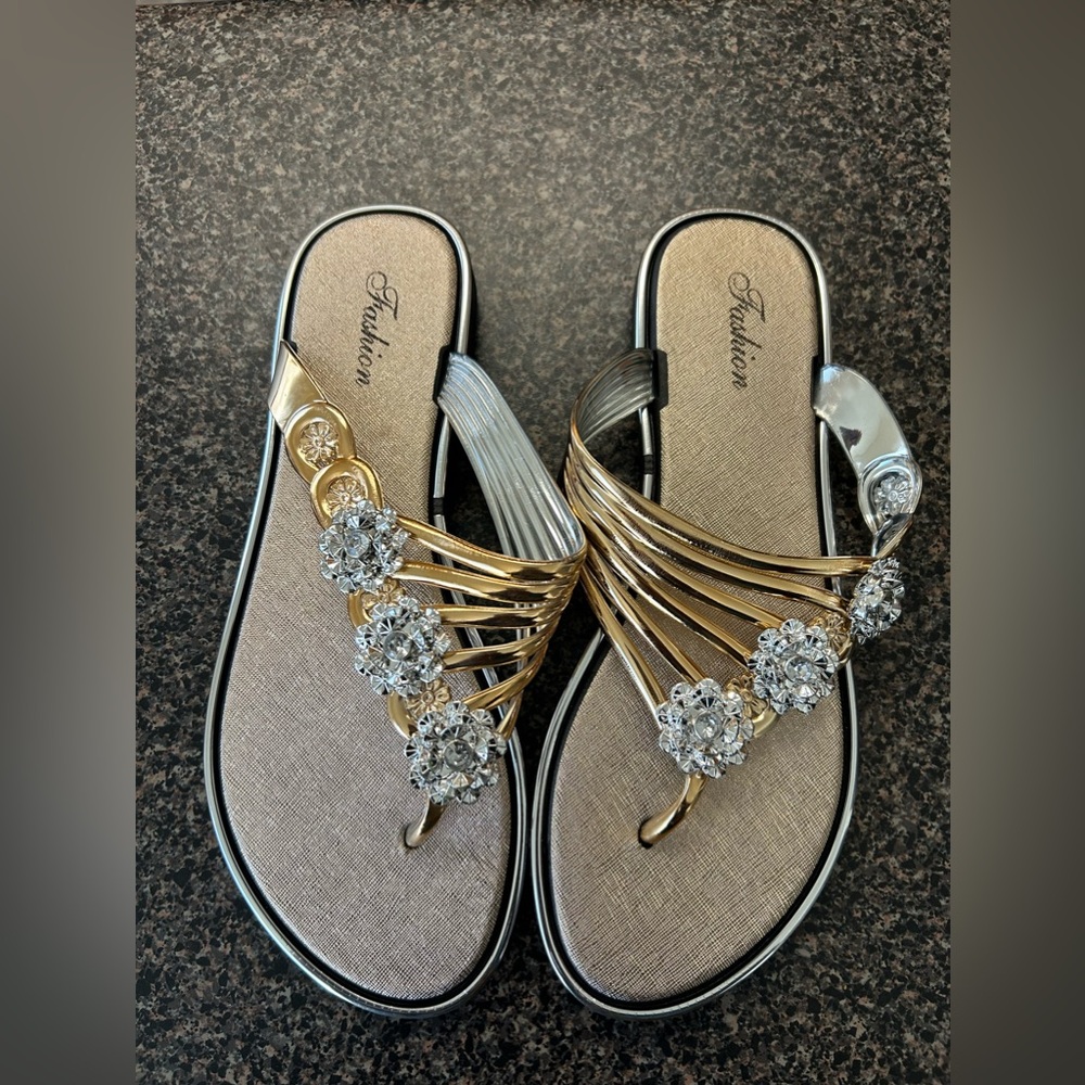 Women Floral Flat Sandals Fashion Open Toe Non-slip Shoes Outdoor Beach Slides